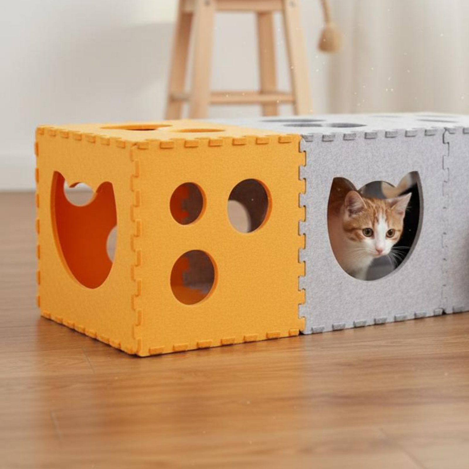 Cat Tunnel Toy - Foldable Play Tunnel Stable & Sturdy